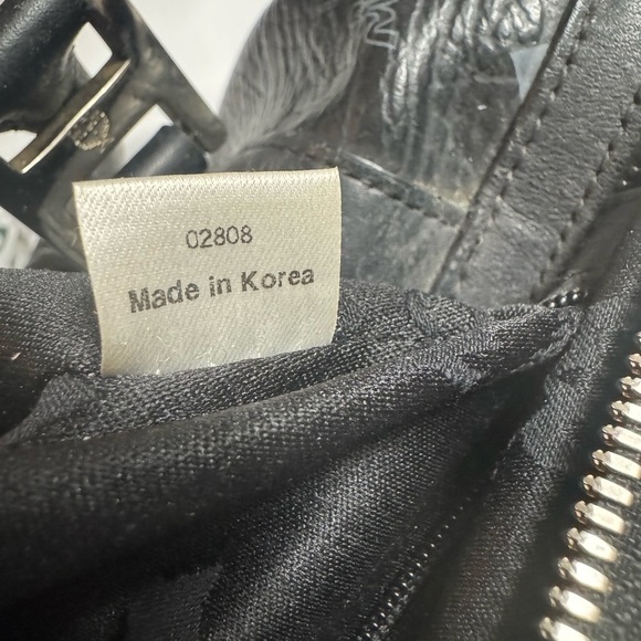 MCM bag with blue black and gold hardware - Picture 8 of 11